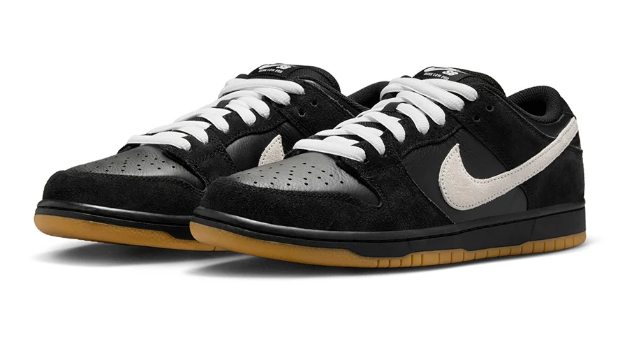 Nike SB Dunk Skate Shoes - Suede and Synthetic Upper