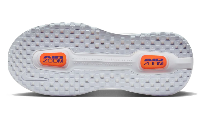 Nike Vomero Plus Running Shoes – Sail/Metallic Silver/Coconut Milk